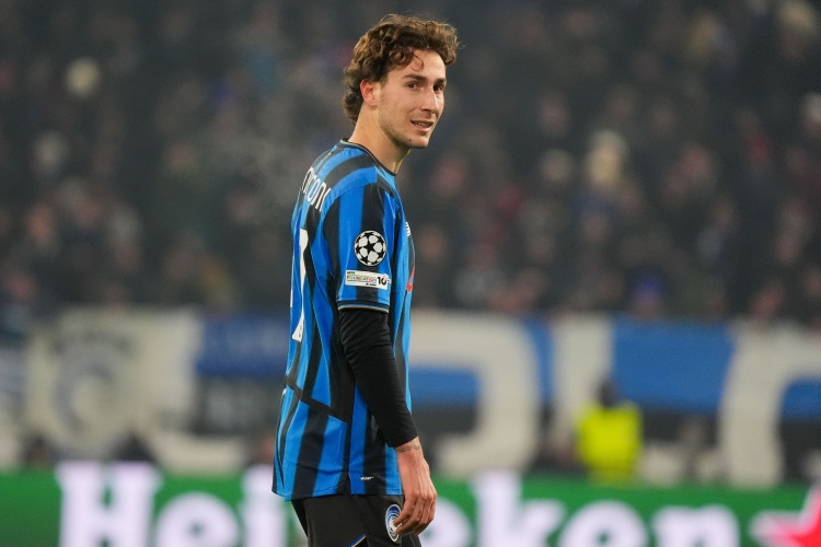 完美对战平台下载-隆加里：罗马有意左边翼卫贝纳斯科尼，亚特兰大目前不愿出售球员